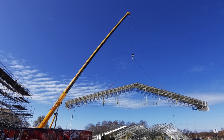 Hundestedhallen, tagrenovering Hundestedhallen, tagrenovering